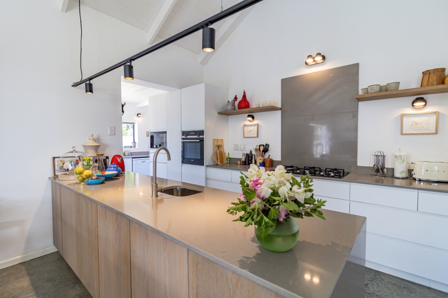 3 Bedroom Property for Sale in Riebeek Kasteel Western Cape